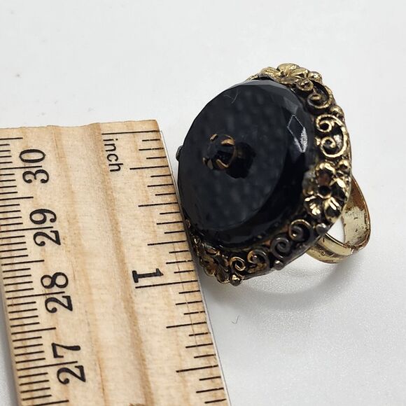 Antique Vintage Beautiful Large Black Glass Adjustable Cocktail Ring Gold Tone - Picture 7 of 8